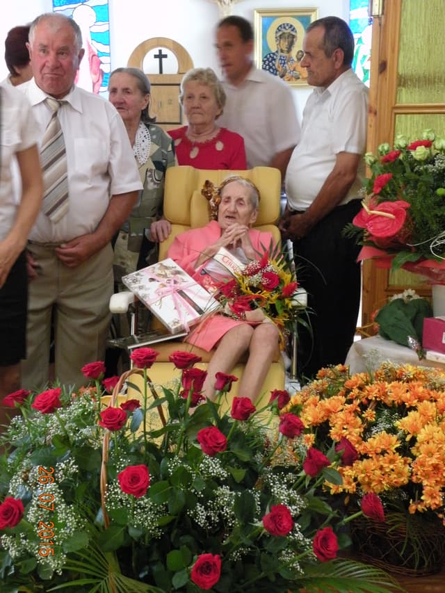 Zdjęcie 4 galerii z wydarzenia Obchody stulecia P. Genowefy Drozdżal