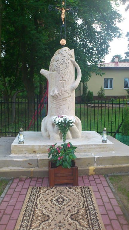Zdjęcie 3 galerii z wydarzenia Renowacja figurki