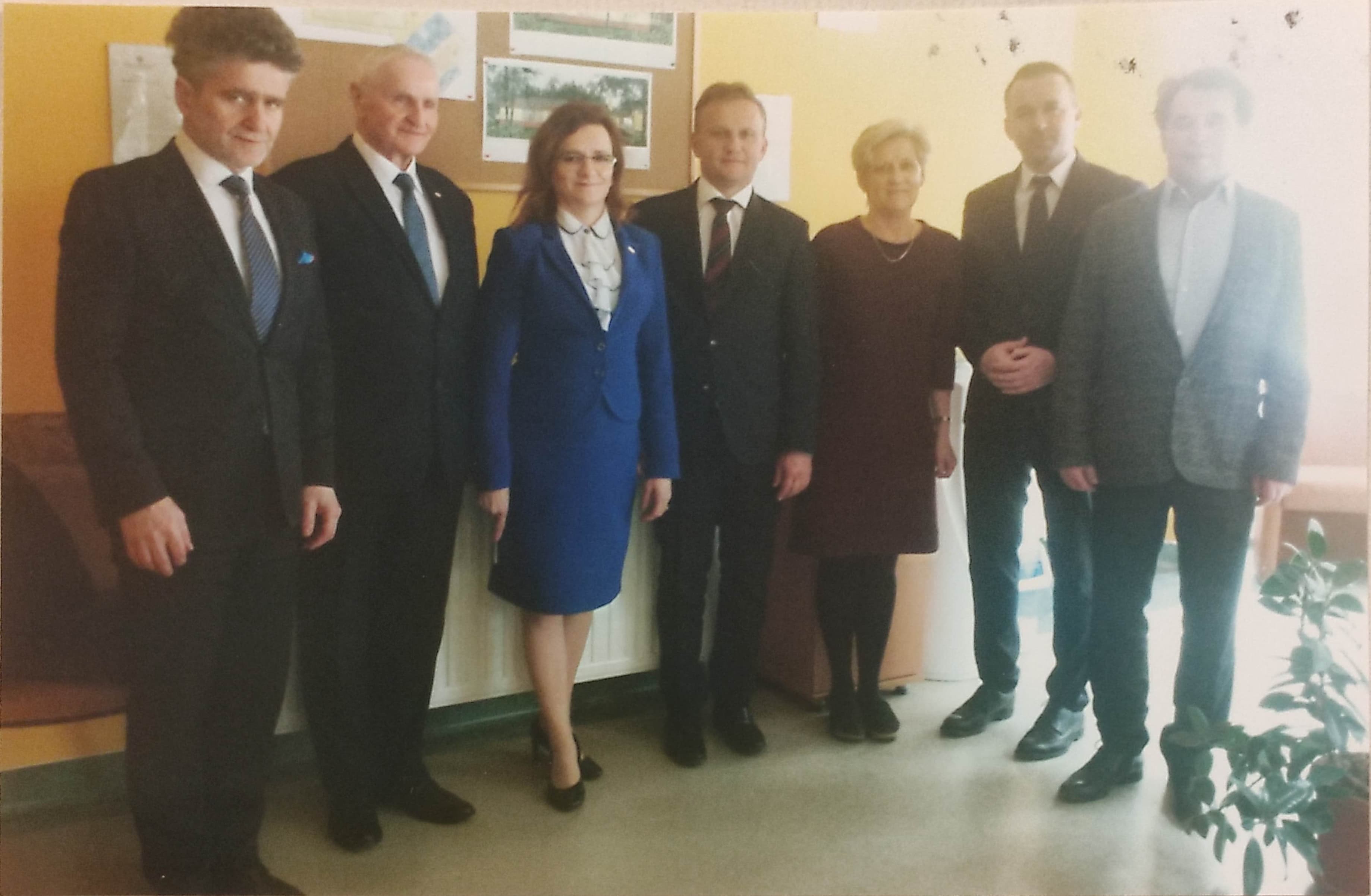 Główne zdjęcie z wydarzenia Wizyta wojewody świętokrzyskiego Agaty Wojtyszek